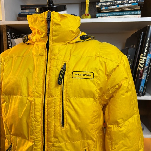Polo by Ralph Lauren Men's Bright Yellow Puffer Jacket - Picture 2 of 11